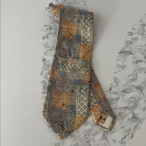 Tommy Bahama geometric neck tie in tan, silver and blue